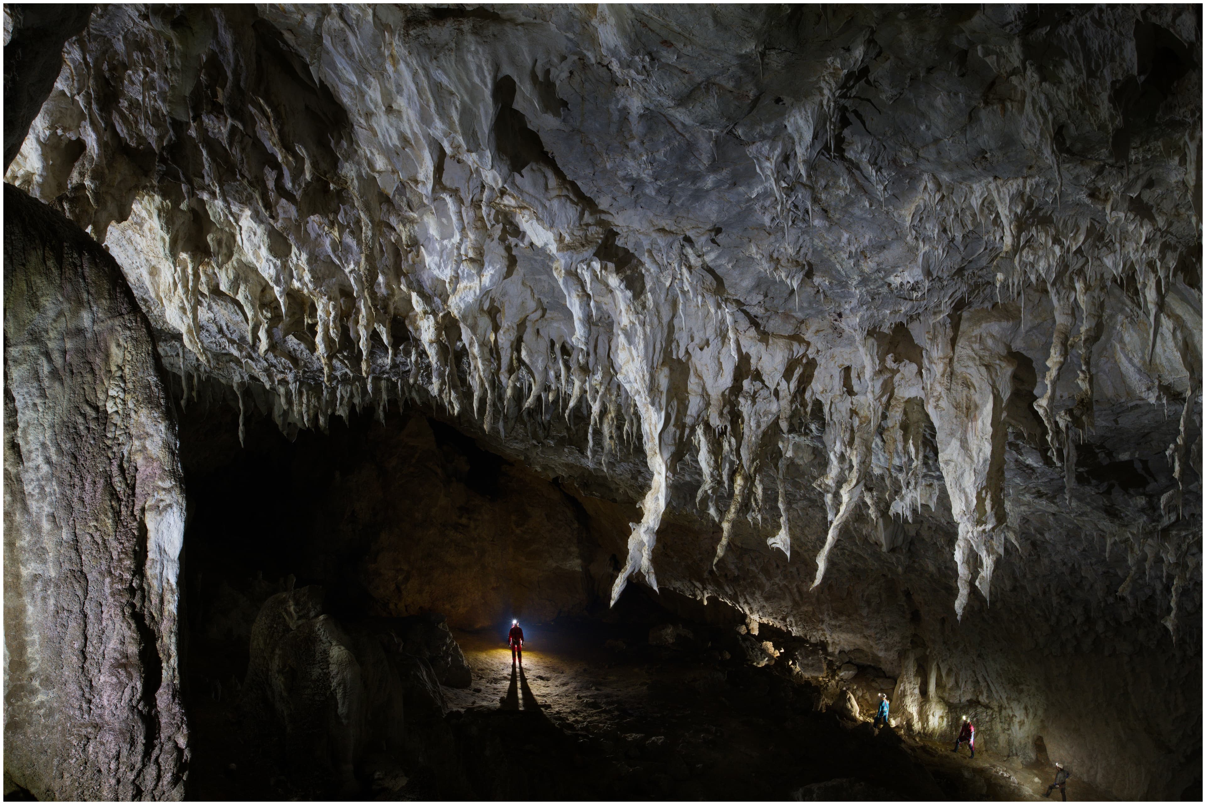 Explorare în peșteră, tur clasic